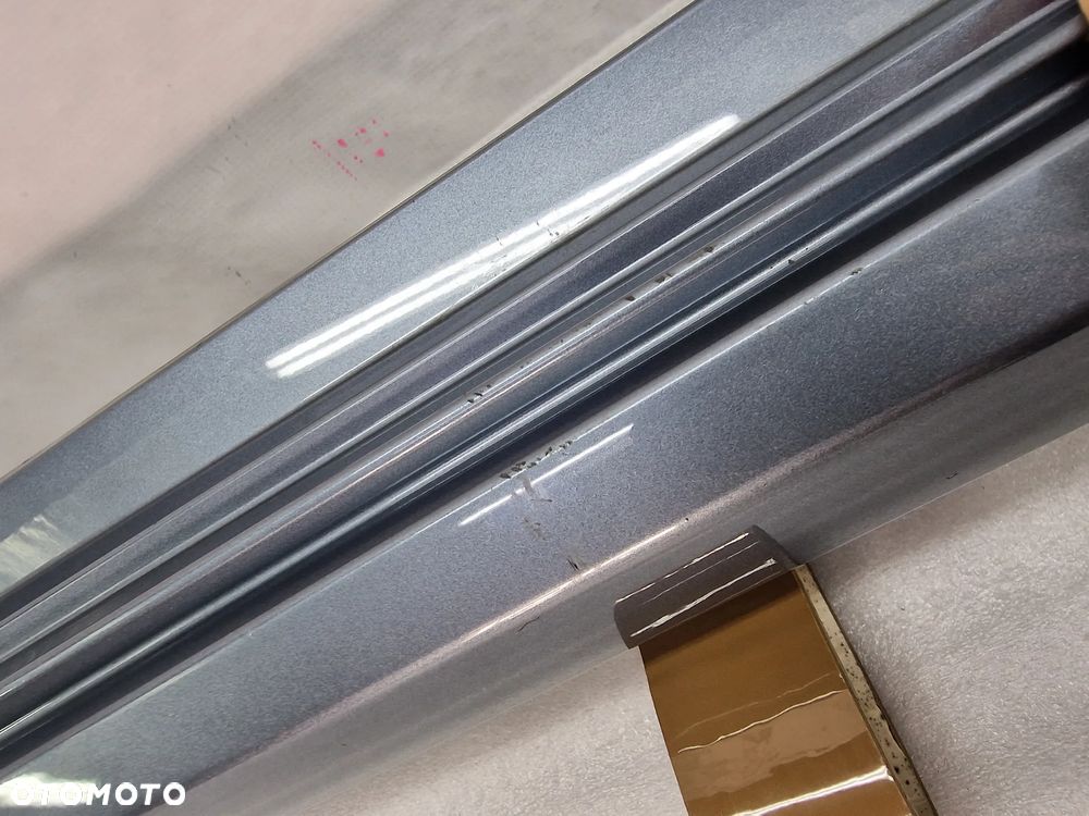 TOYOTA COROLLA E21 SEDAN 18- PRAWA LISTWA PROGOWA / NAKŁADKA PROGU , NR 75850-02230 , NR AUKCJI PR352 - 9