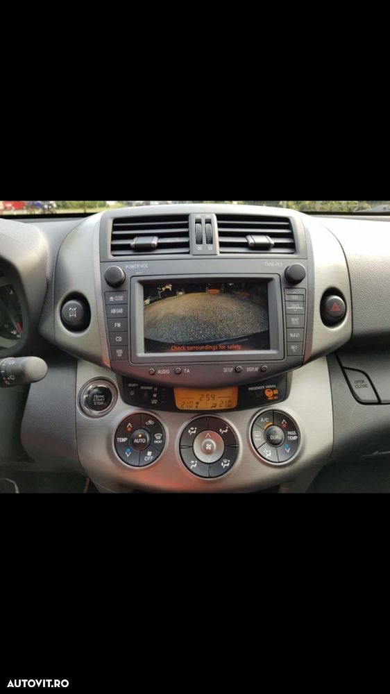 Toyota RAV4 2.2 D-4D 4x4 Executive - 7