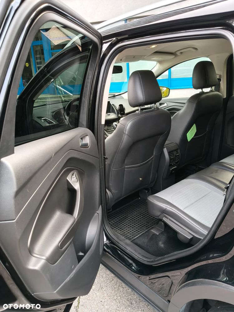 Ford Kuga - 9