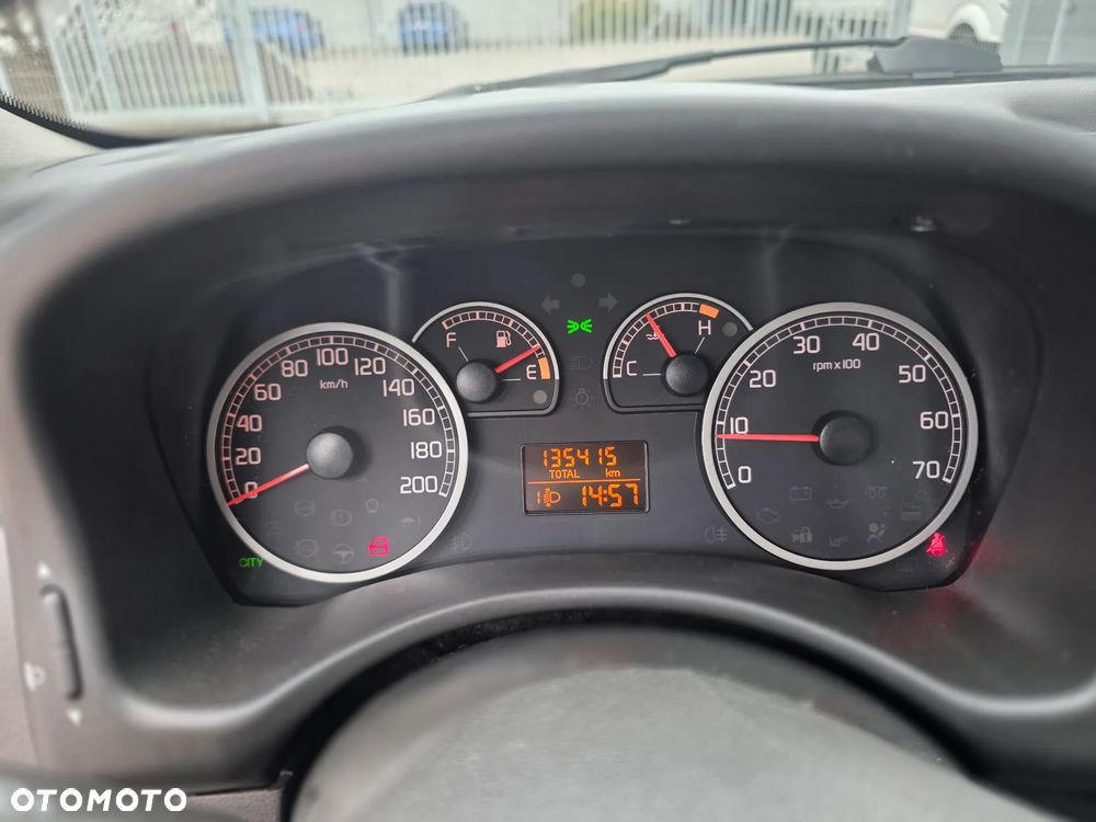 Fiat Punto 1.2 8V - 5
