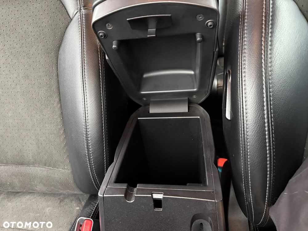 Hyundai ix35 1.6 GDI Premium 2WD - 23