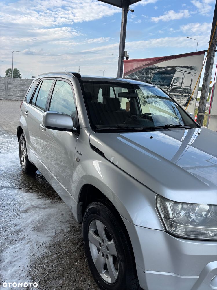 Suzuki Grand Vitara 1.9 DDiS - 3