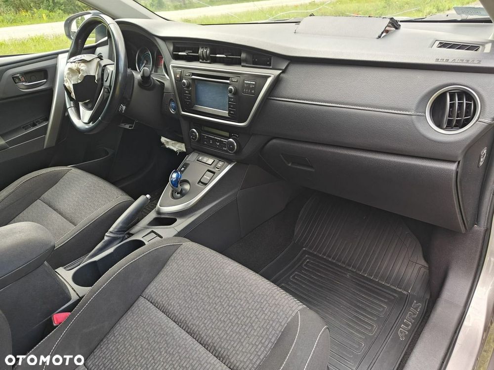 Toyota Auris - 10