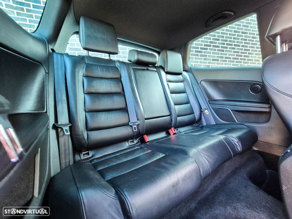 VW Golf 2.0 GTI DSG - 30