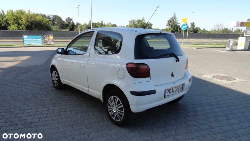 Toyota Yaris - 5