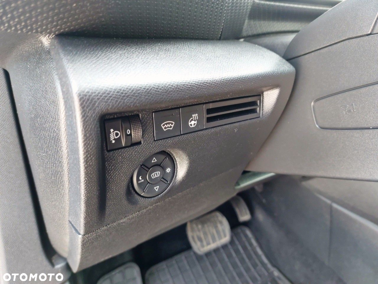 Citroën C4 1.2 PureTech Max S&S EAT8 - 13