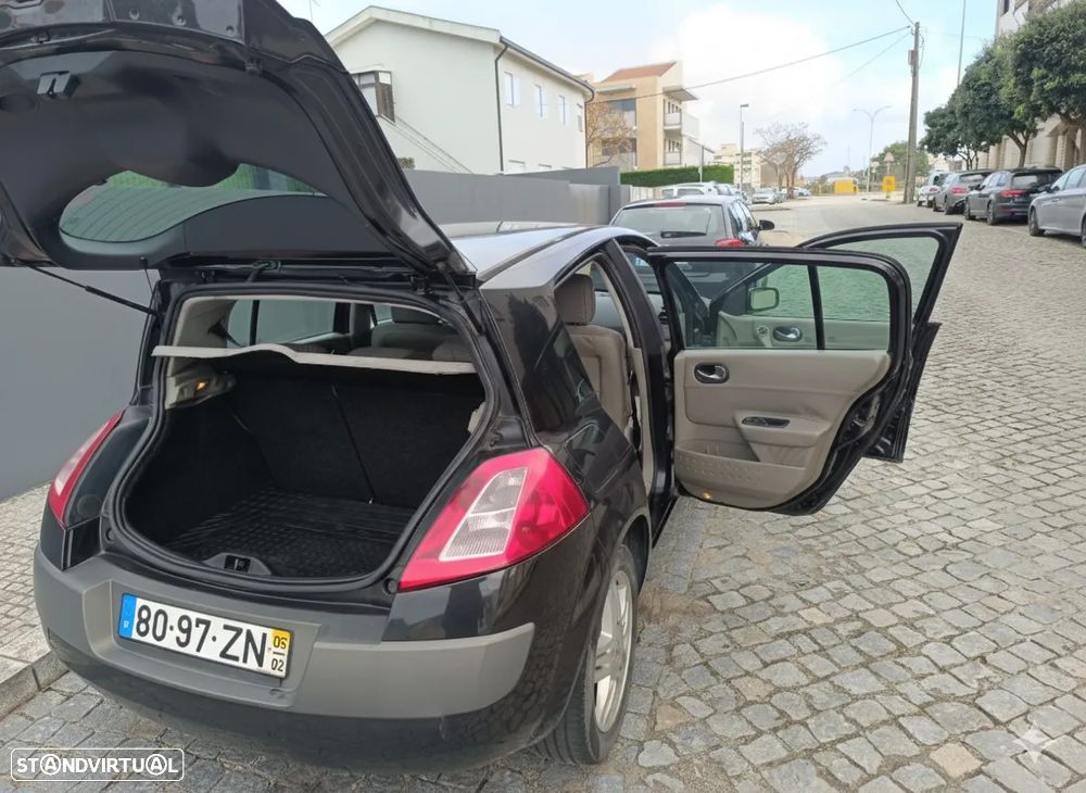 Renault Mégane 1.5 dCi Privilège Luxe - 4