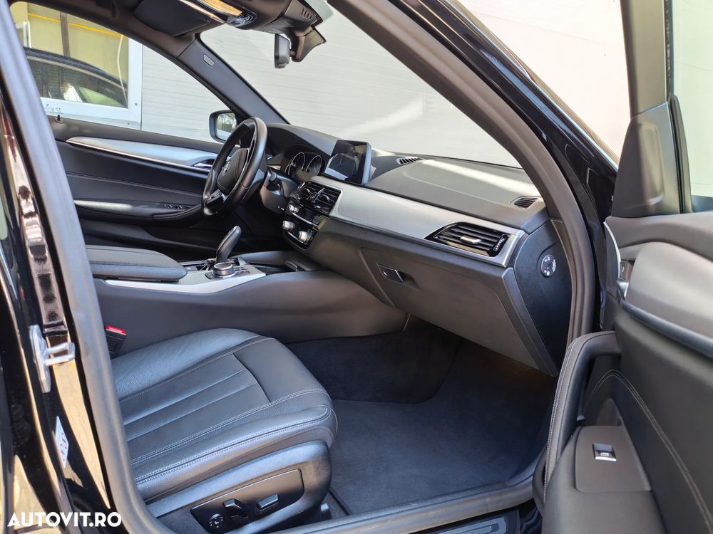 BMW Seria 5 520d xDrive AT MHEV - 17