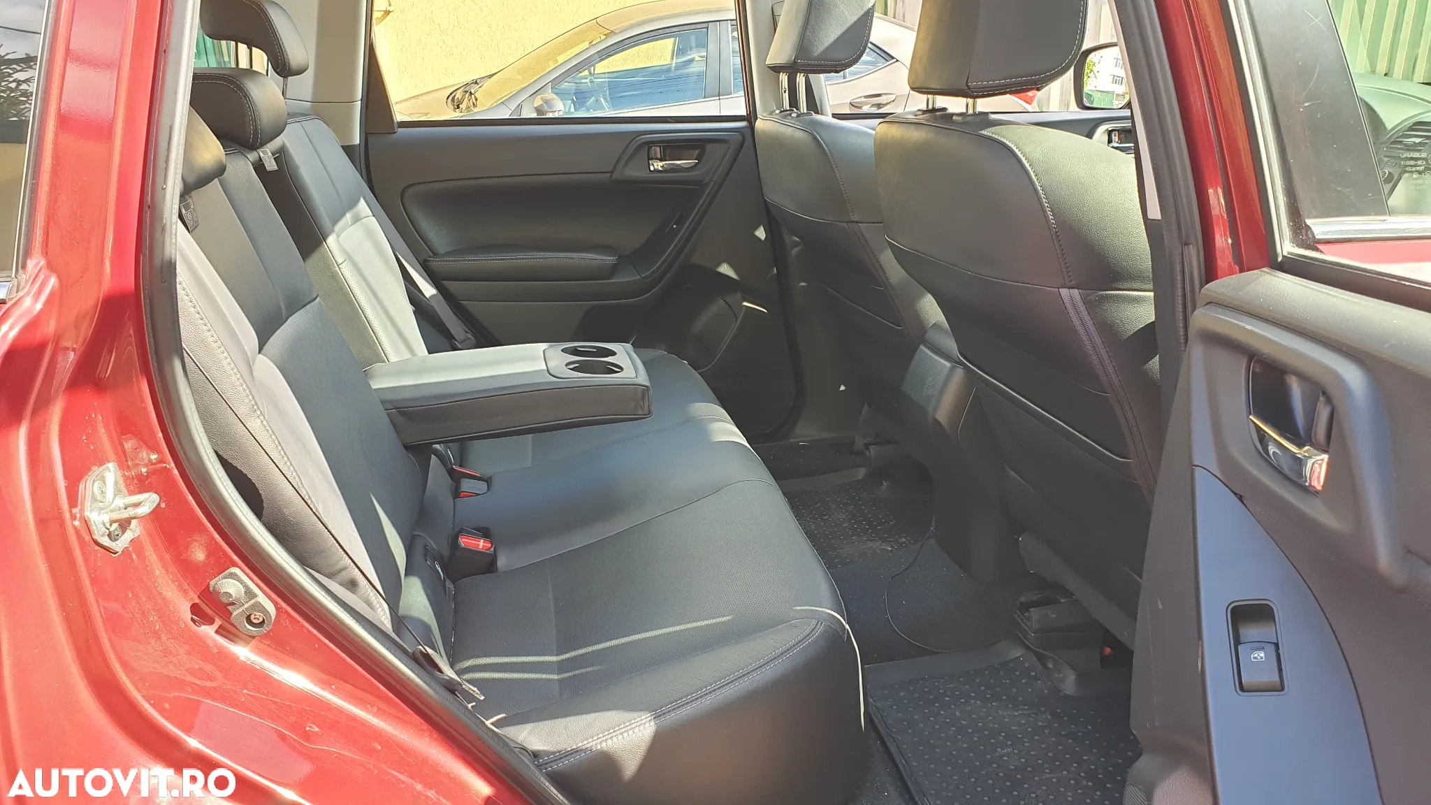 Subaru Forester 2.0D Platinum - 30