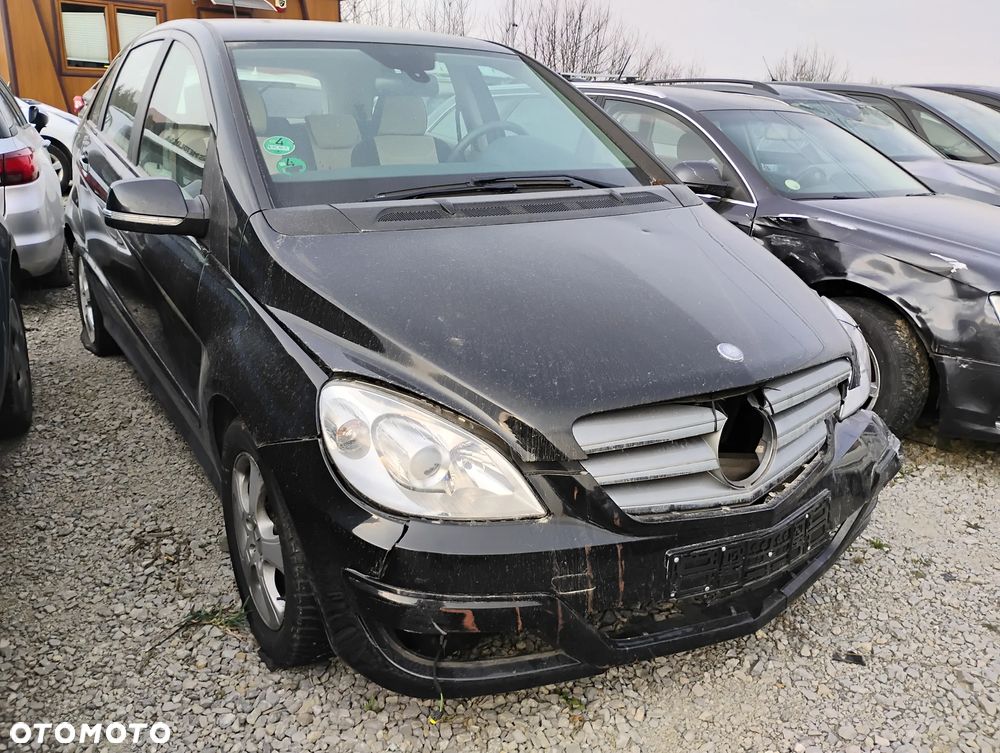 Mercedes-Benz Klasa B - 1