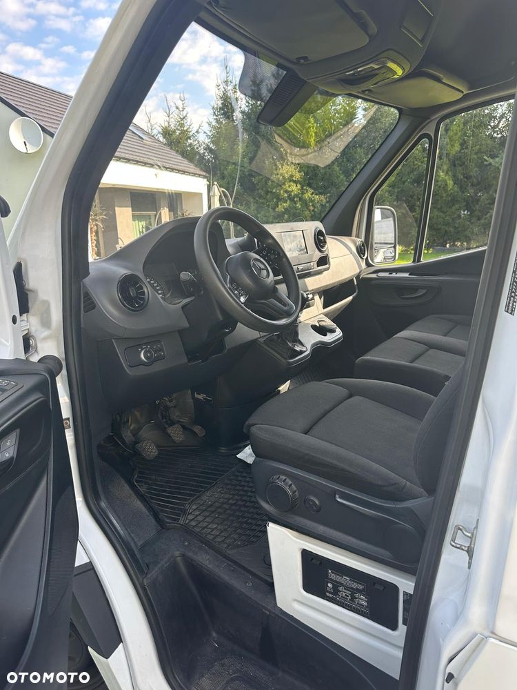 Mercedes-Benz SPRINTER - 5