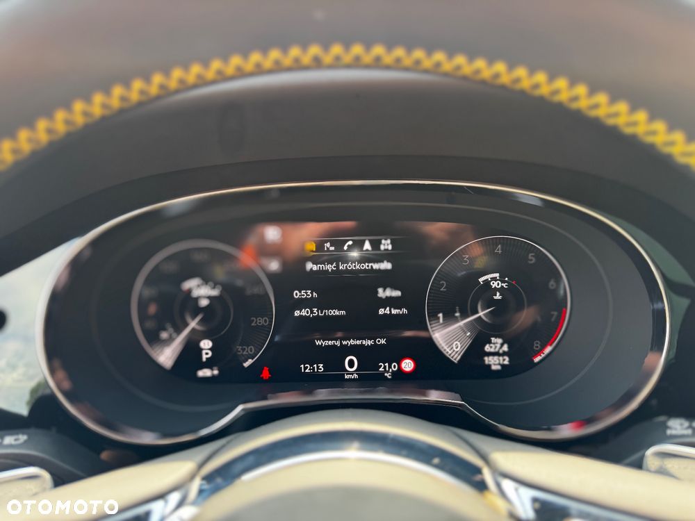 Bentley Bentayga Azure - 26