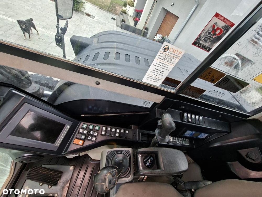 Takeuchi TB295W - 34