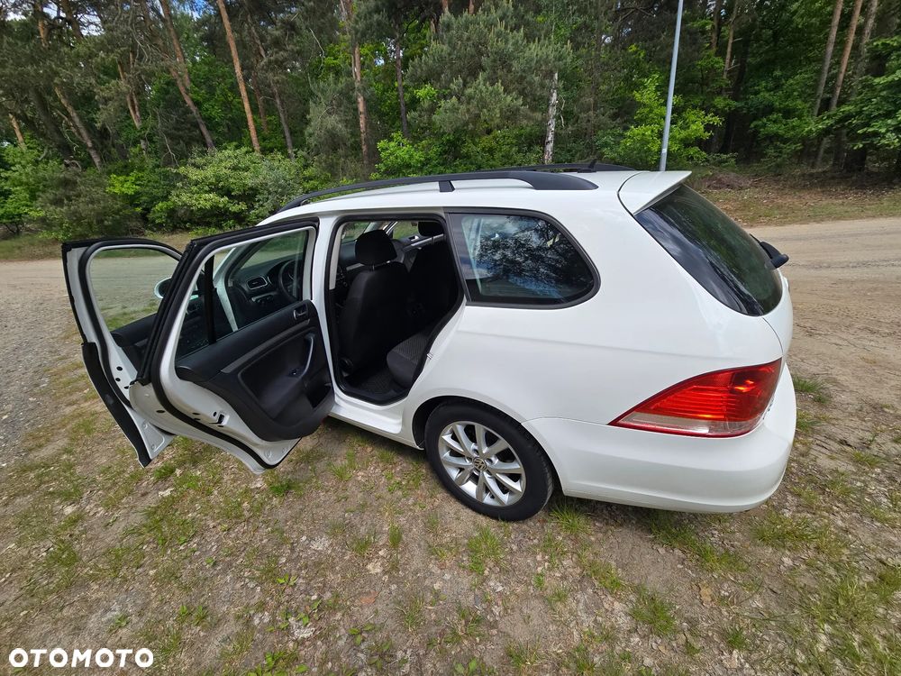 Volkswagen Golf 1.6 TDI DPF Highline - 3