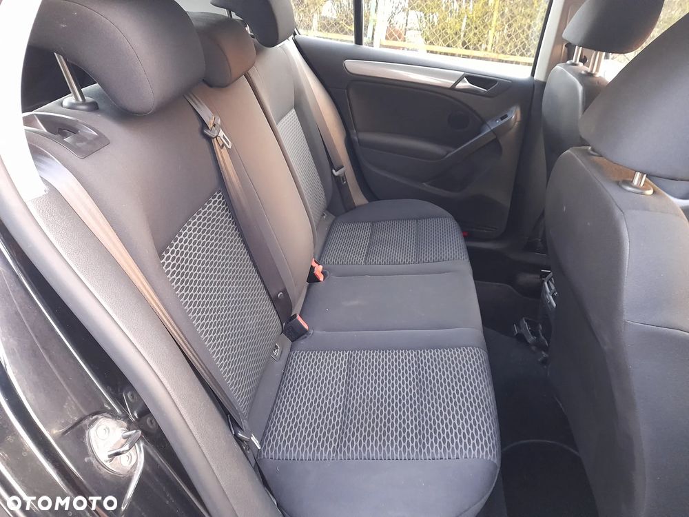 Volkswagen Golf - 12