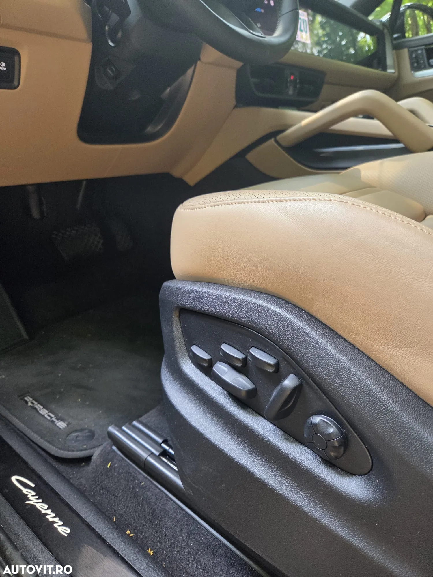 Porsche Cayenne Coupe Standard - 21