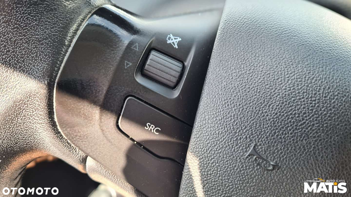Peugeot 2008 - 17