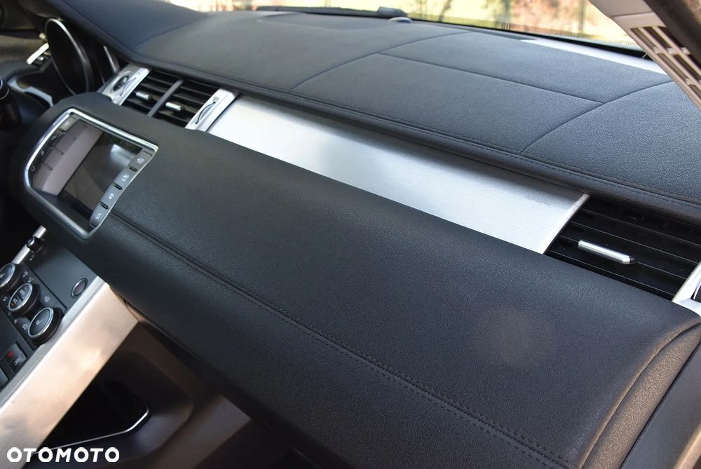 Land Rover Range Rover Evoque - 40