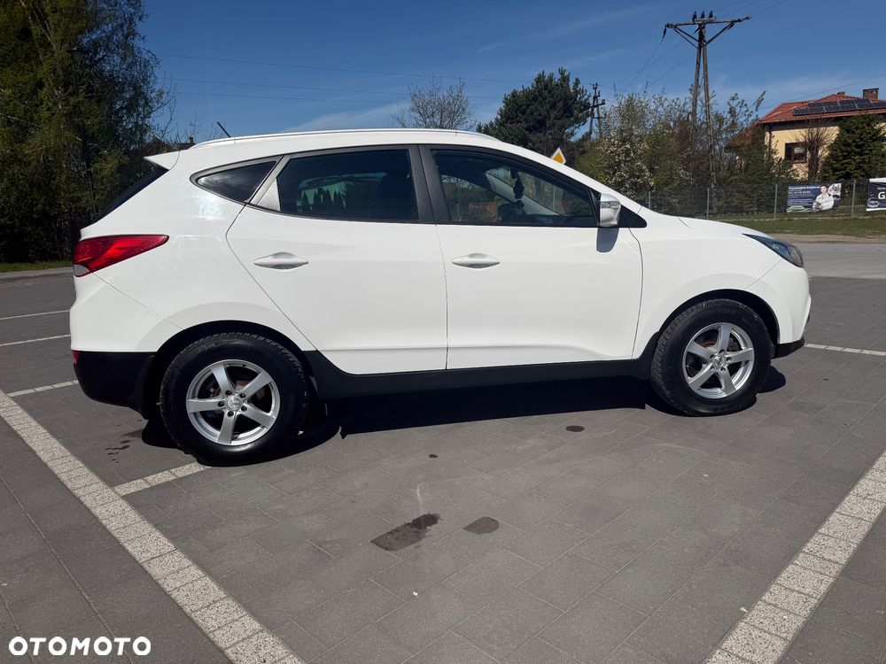 Hyundai ix35 1.6 2WD UEFA EURO 2012 Edition - 29
