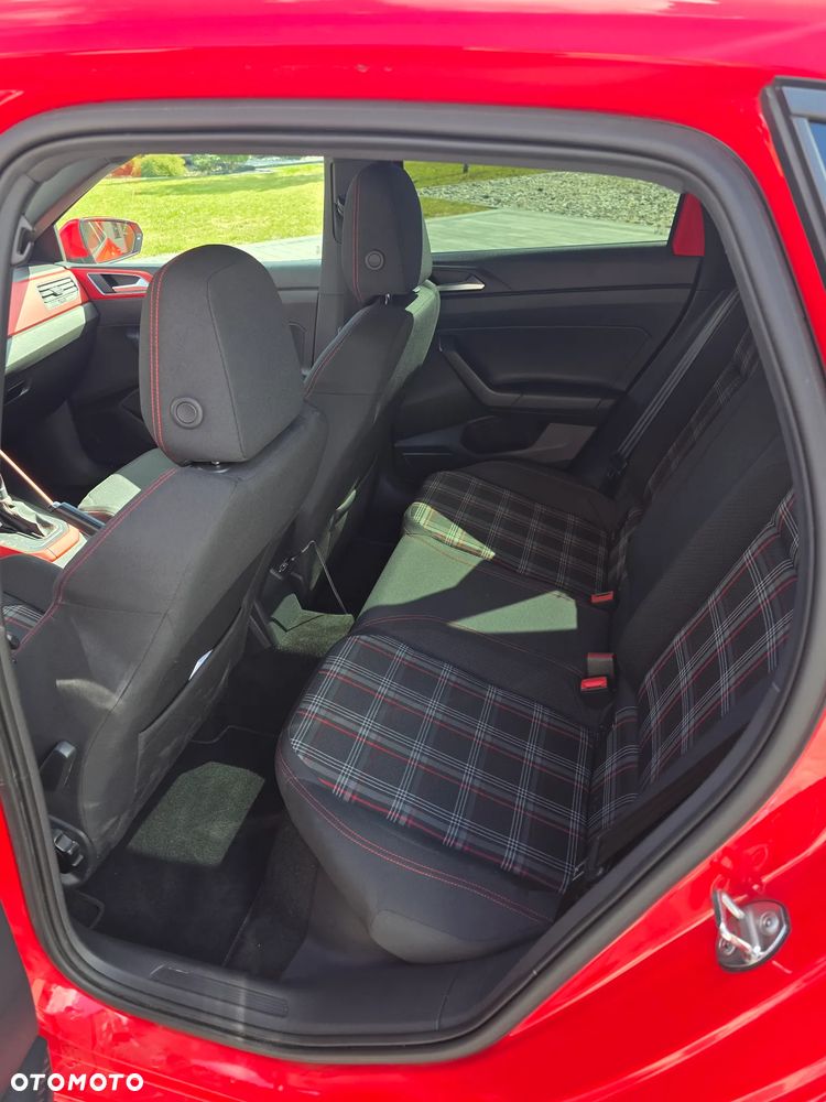 Volkswagen Polo - 6