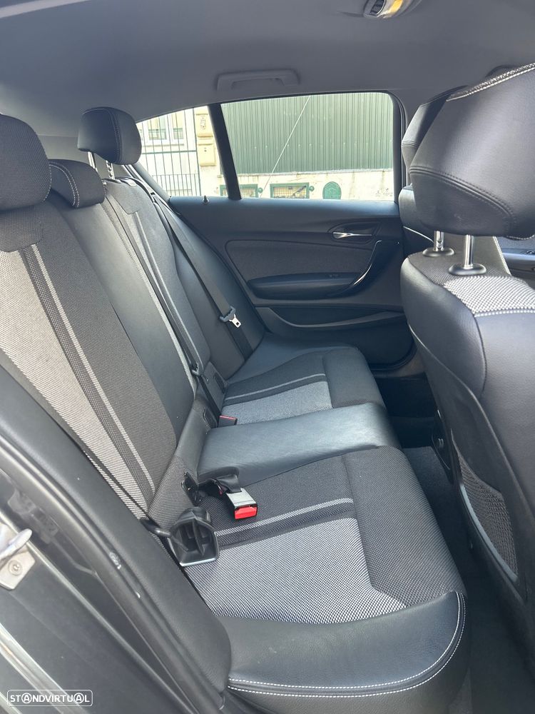 BMW 116 d Line Urban Auto - 11