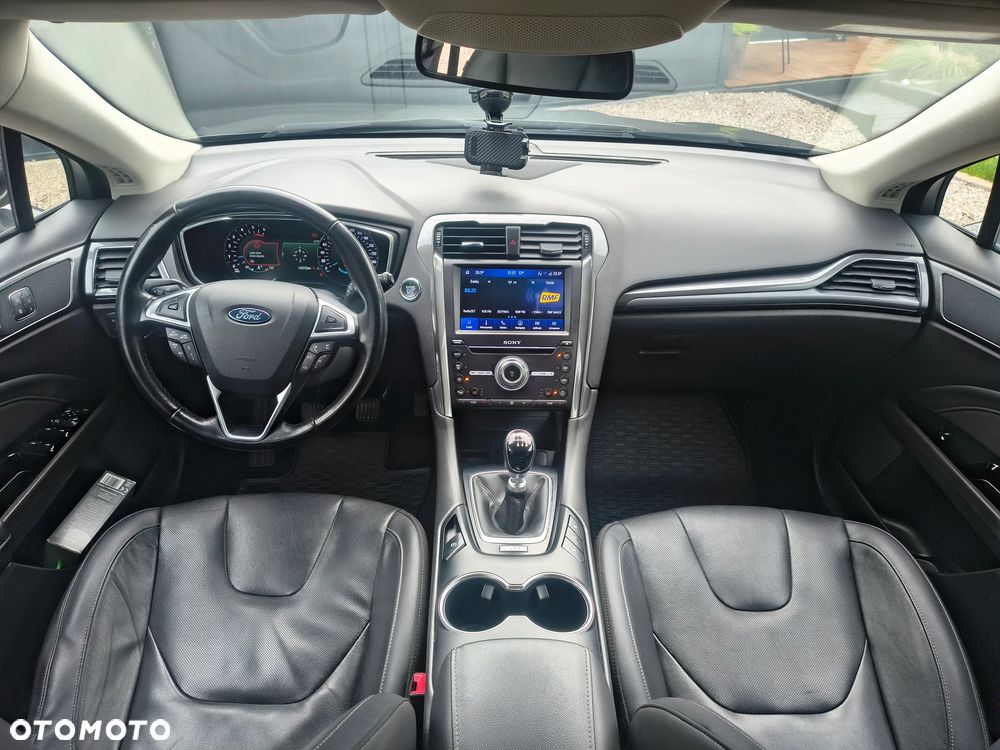 Ford Mondeo 2.0 EcoBlue Titanium - 11