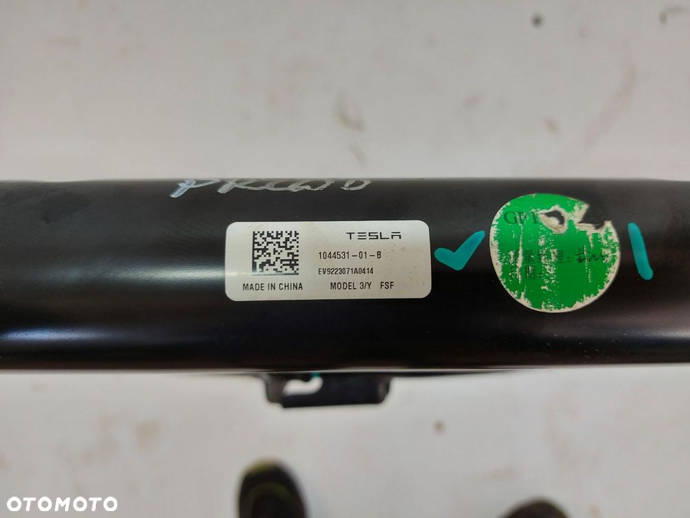 TESLA MODEL Y 2022r, napęd tył rama kołyska wózek trawers - 3