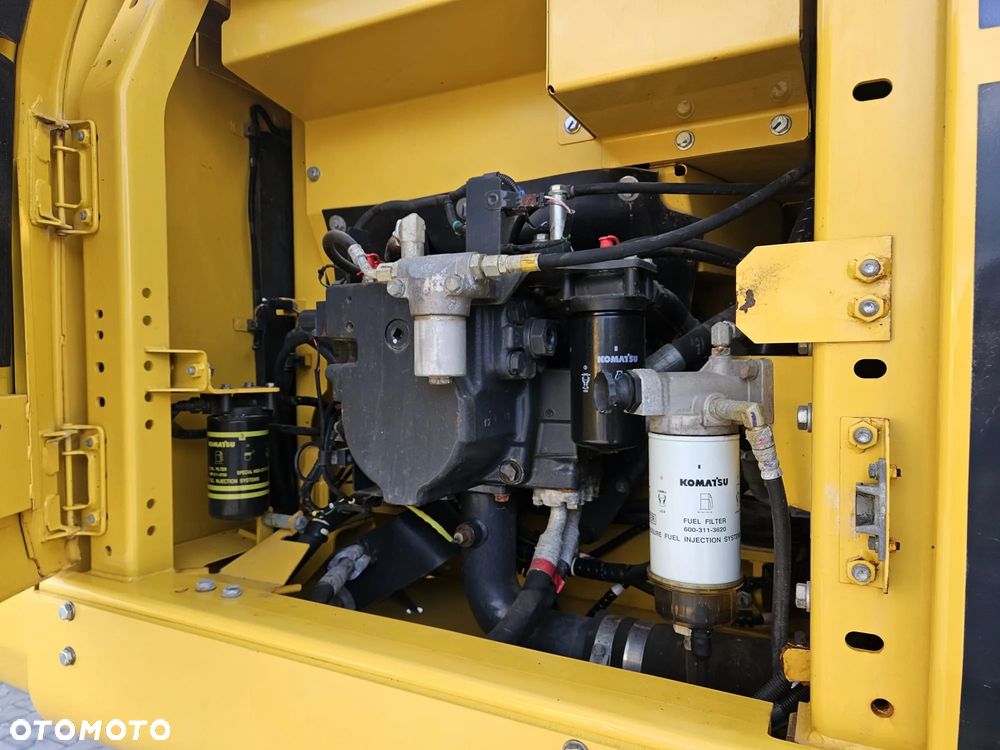 Komatsu PC210 LC-11 LONG | 2019 | 3251 mth | PC 210 240 - 20