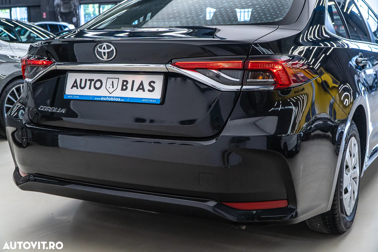 Toyota Corolla Sedan 1.6 Business - 13