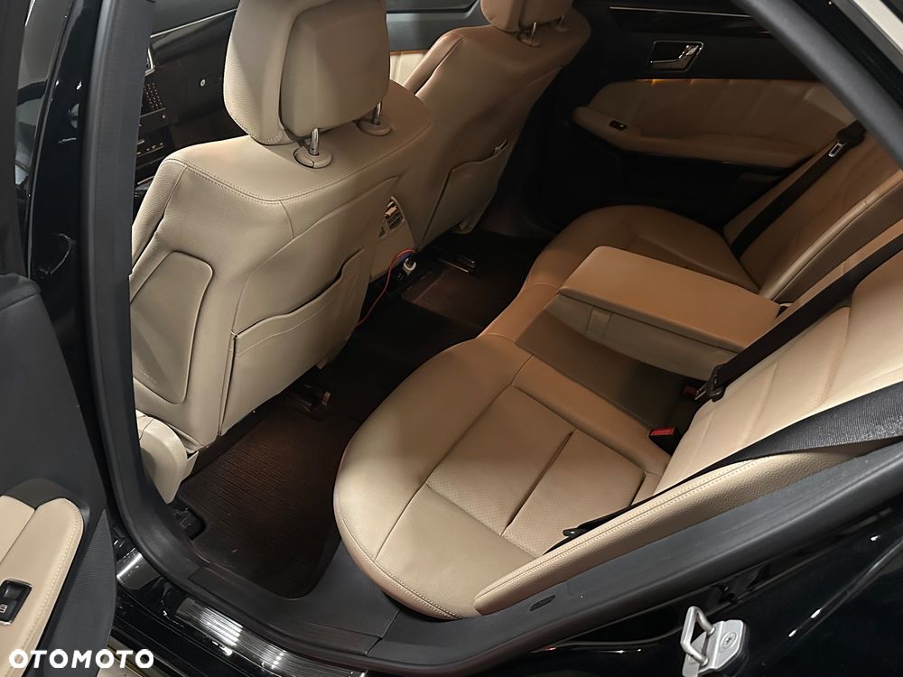 Mercedes-Benz Klasa E 300 BlueTEC 7G-TRONIC Avantgarde - 17