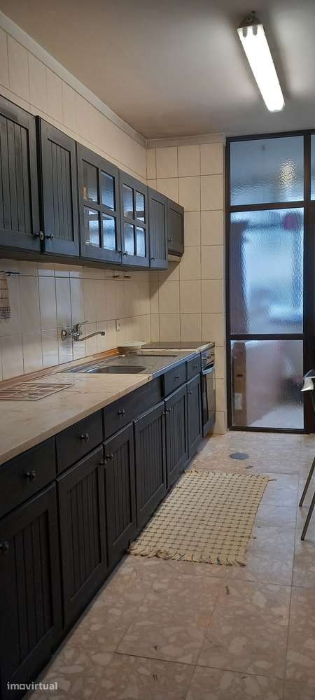 Quarto duplo em apartamento T2 - uma estudante - Grande imagem: 4/12