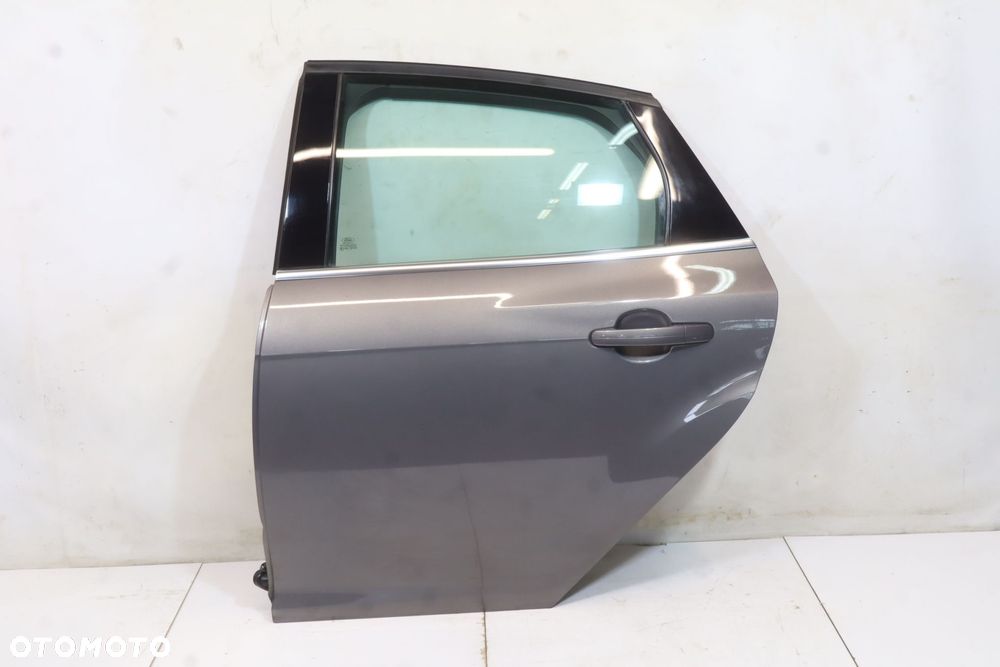 DRZWI LEWY TYŁ FORD FOCUS III MK3 HATCHBACK - 1