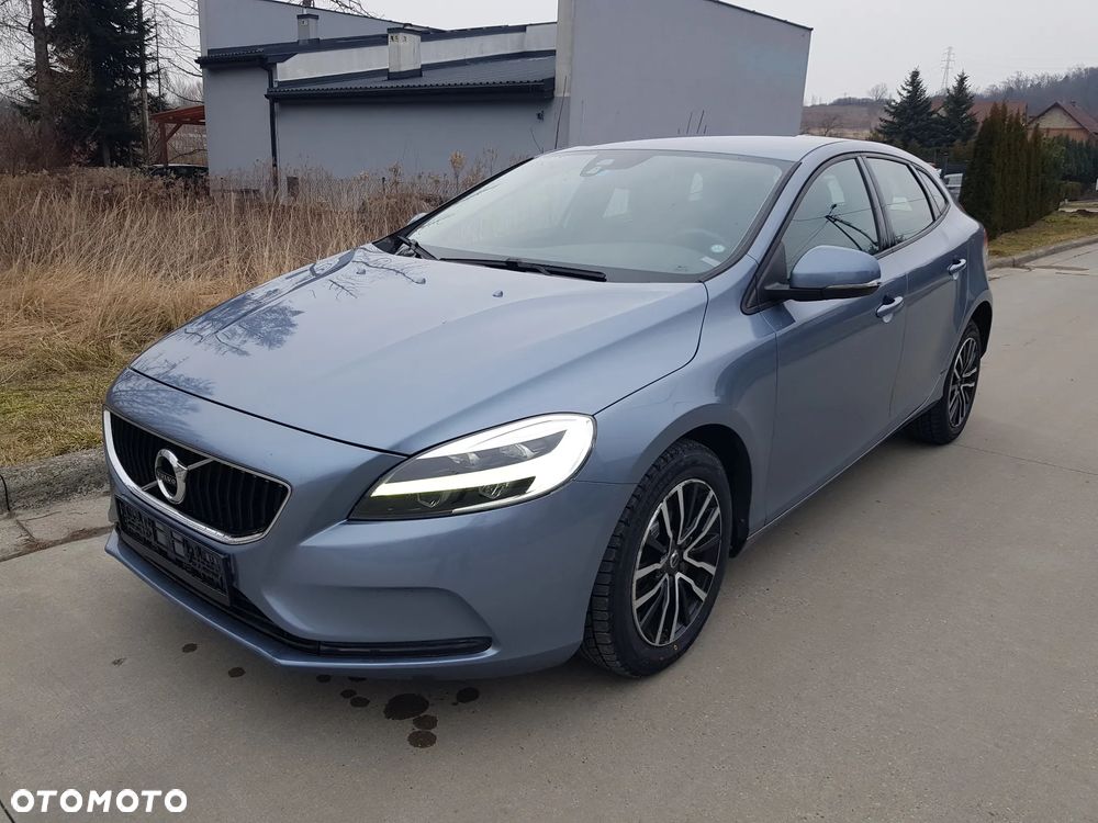 Volvo V40 D2 Geartronic Momentum - 1