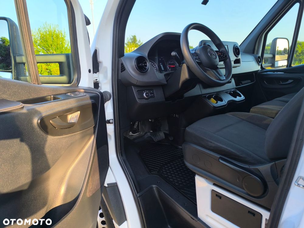 Mercedes-Benz Sprinter 517,170KM, Automat, Kontener 8 Palet, Full Led, Salon Polska! - 12