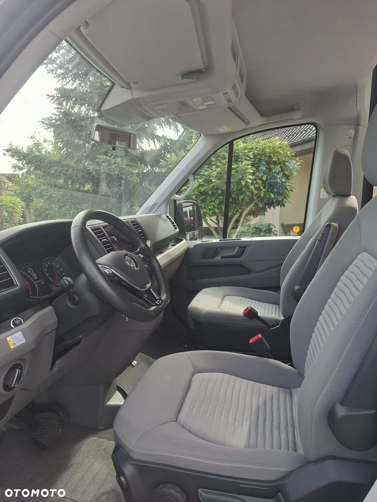 Volkswagen grand california - 16