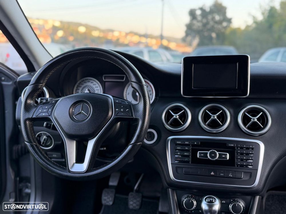Mercedes-Benz A 180 - 9