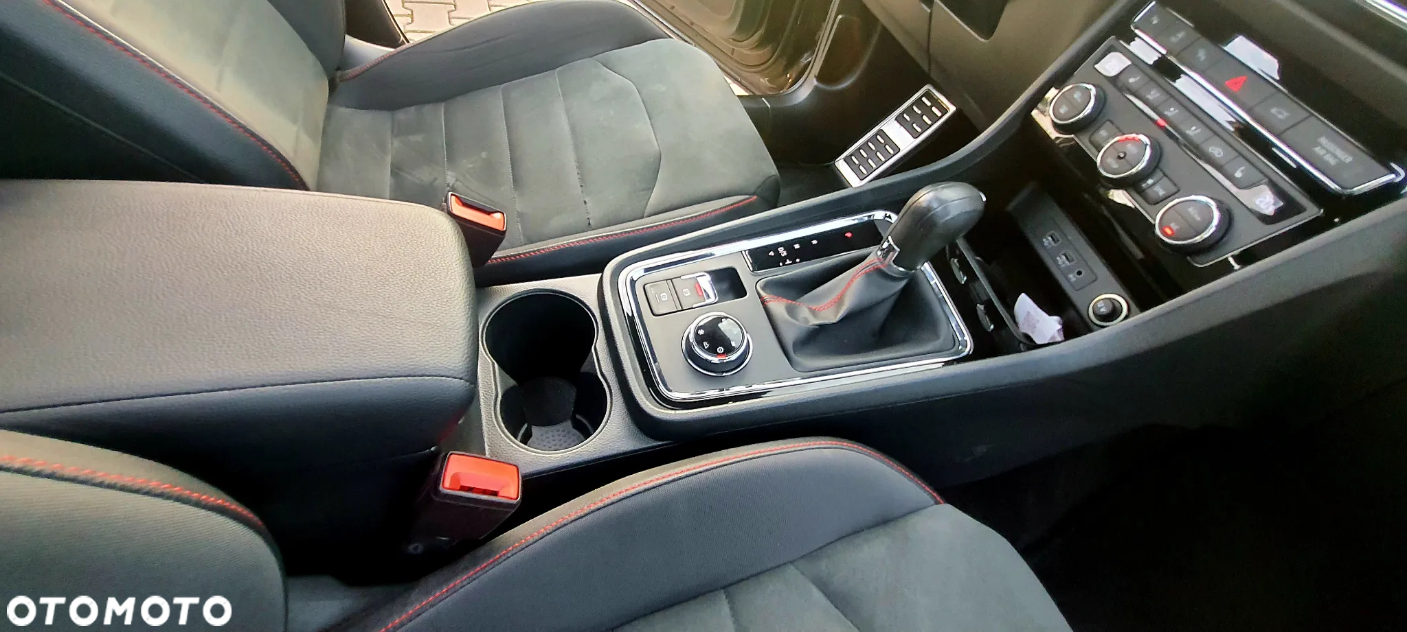Seat Ateca 2.0 TSI FR S&S 4Drive DSG - 8