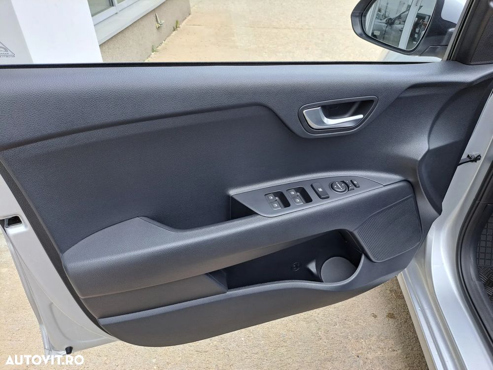 Kia Rio 1.2 MPI 5MT Urban - 16