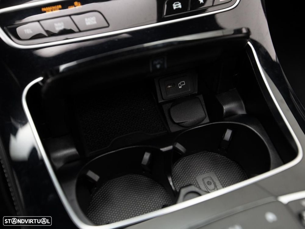 Mercedes-Benz E 300 de 9G-TRONIC AMG Line - 25