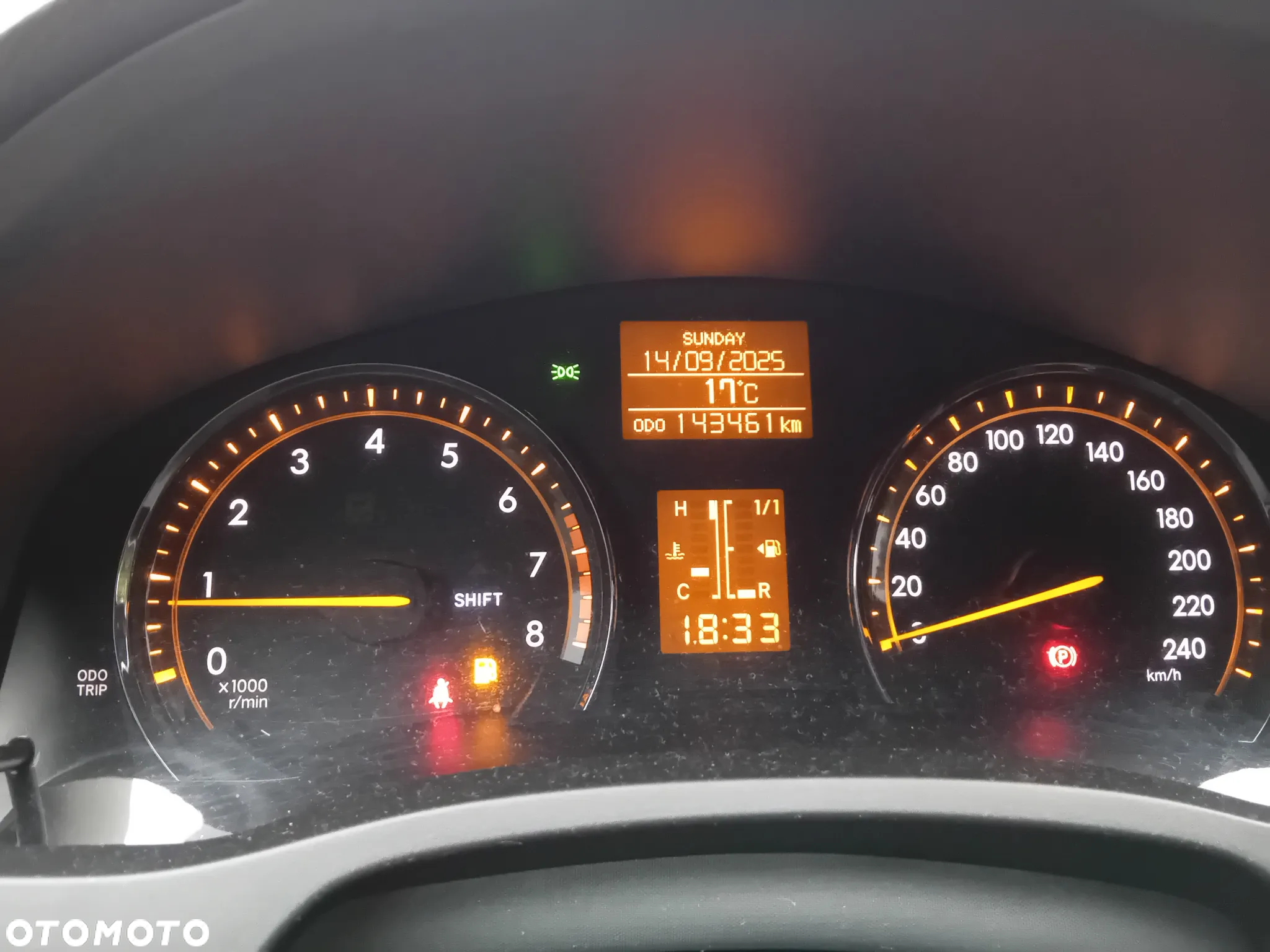 Toyota Avensis 1.8 Sol - 7