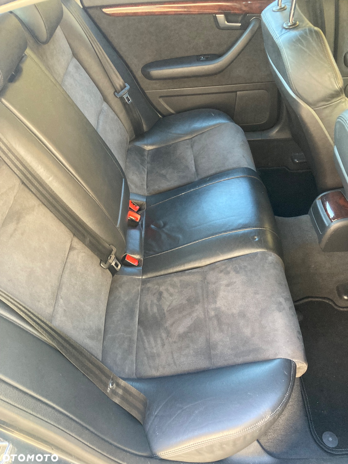 Audi A4 Avant 2.0 TDI DPF Quattro - 14