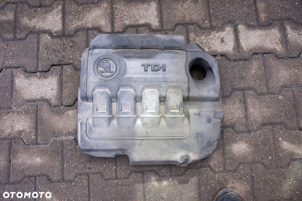 OSŁONA GÓRNA SILNIKA OCTAVIA III 5E3 1.6 TDI 04L103925N 04L103925T SKODA 2012-2016 - 1