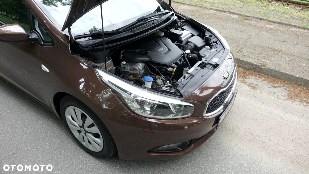 Kia Ceed - 39