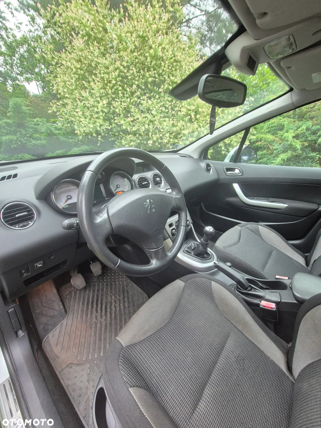 Peugeot 308 1.6 Premium - 8