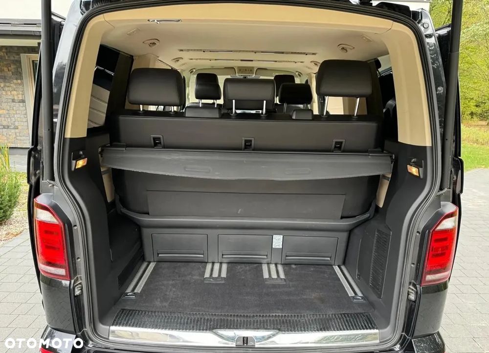 Volkswagen Multivan - 15