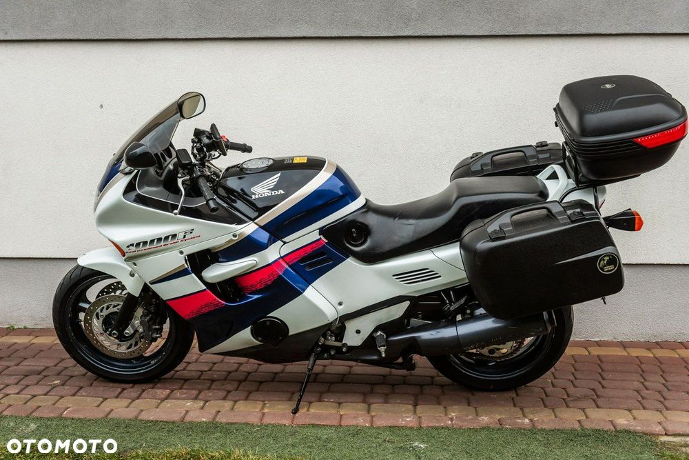 Honda CBR - 5