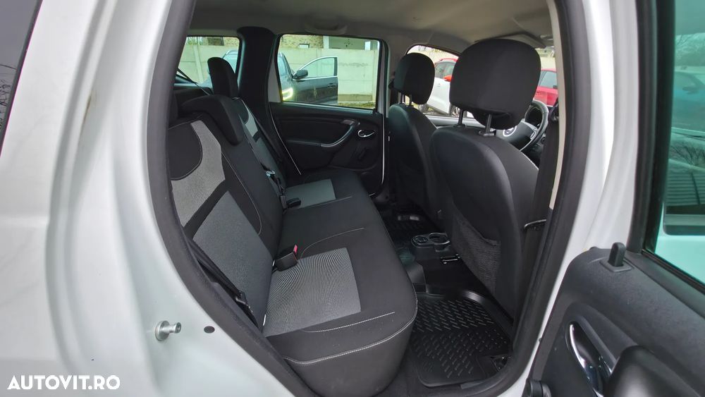 Dacia Duster 1.5 dCi 4x2 Prestige - 17