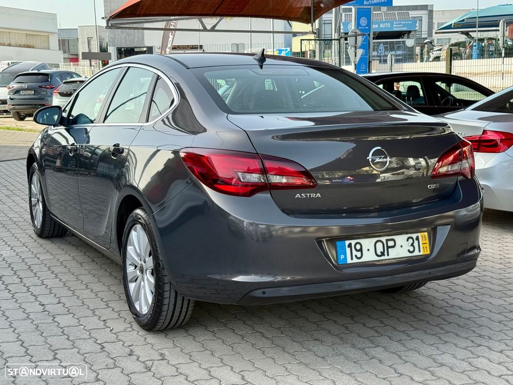 Opel Astra 1.6 CDTI Cosmo Start/Stop - 4