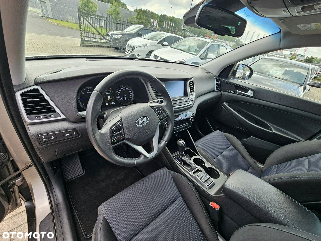 Hyundai Tucson 1.7 CRDI BlueDrive Premium 2WD DCT - 18