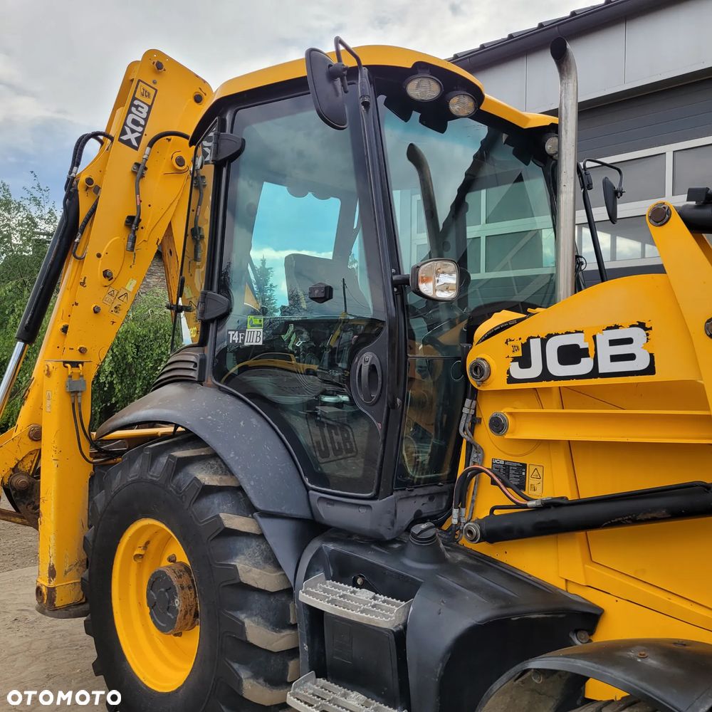 JCB 3cx - 6